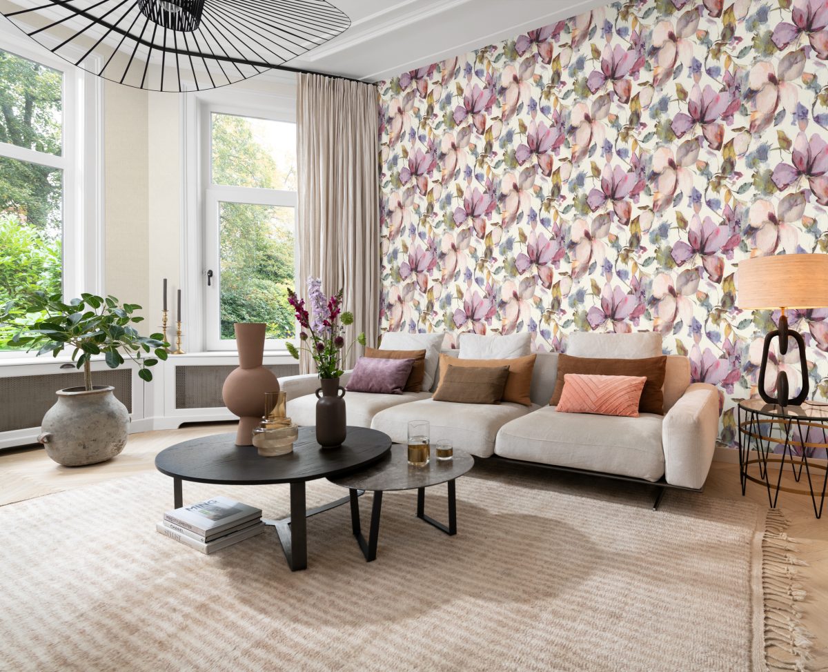 Papel mural non-woven lavable para interiores instalado en living