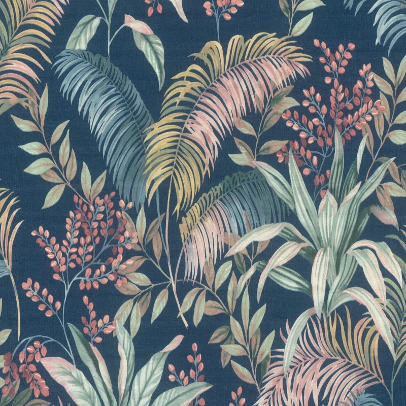 Papel mural non-woven lavable para interiores con diseño de estilo tropical de hojas de palmera y plantas exóticas en color azul, verdes, rosado y amarillo