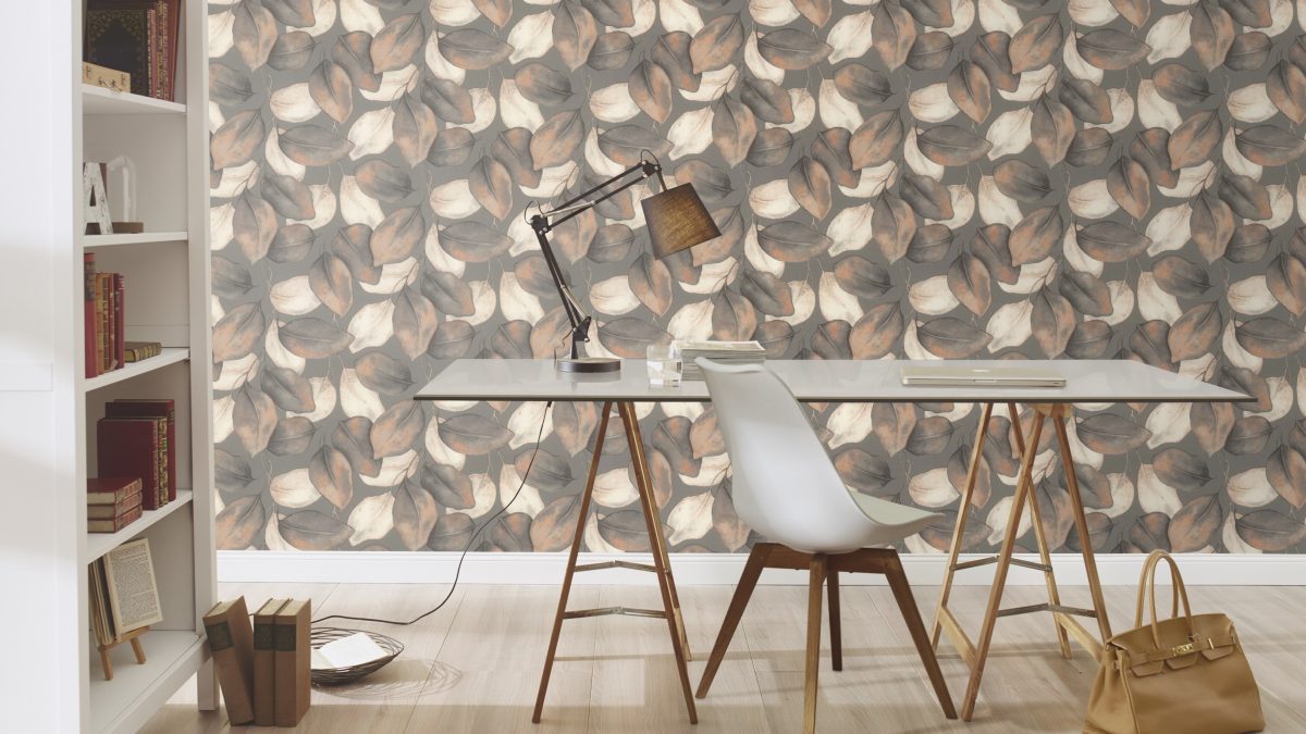 Papel mural non-woven lavable para interiores instalado en escritorio