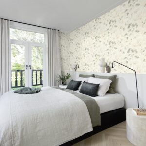 Papel mural Farm Living instalado en dormitorio acogedor