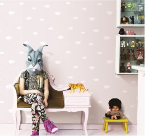 Papel mural infantil Kids & Kids Muresco diseño nubes vinílico lavable, para dormitorios de niños y niñas.